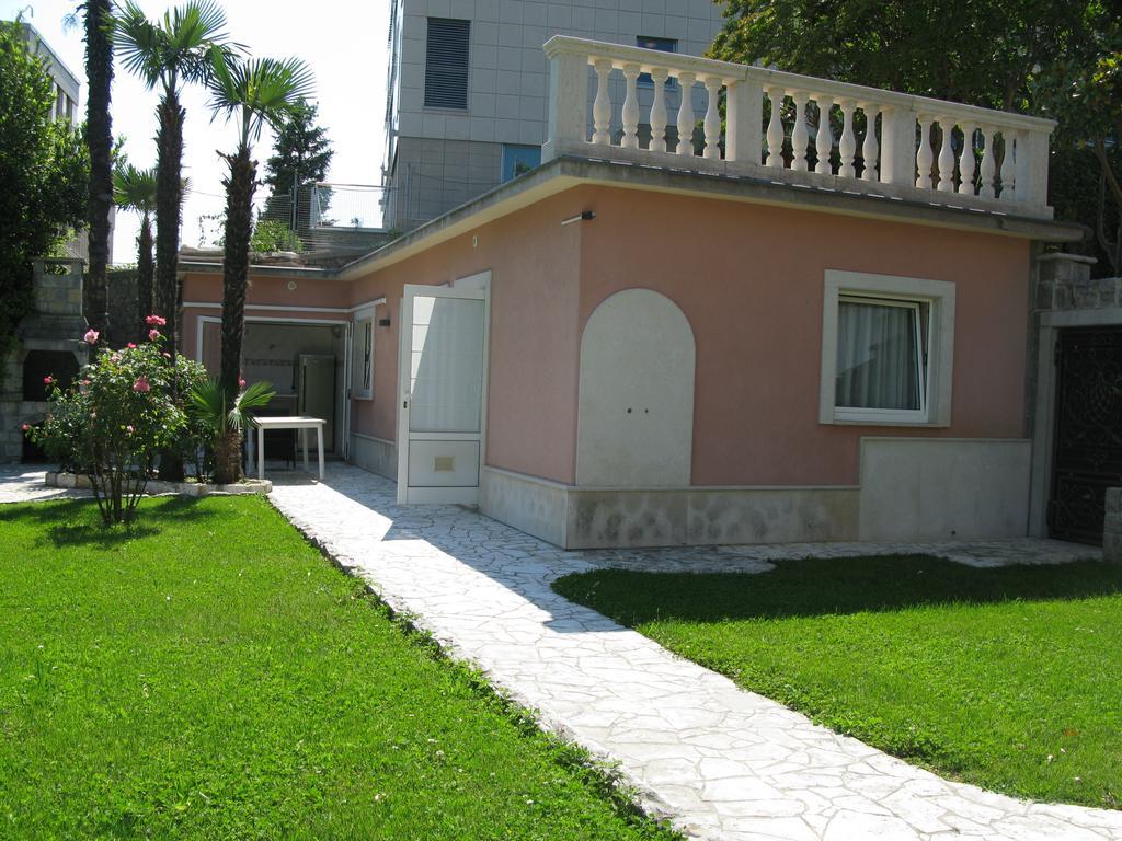 Raisa Villa