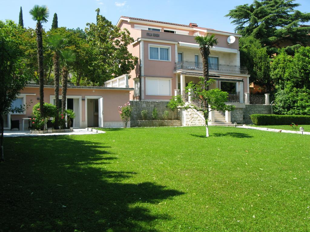 Raisa Villa *